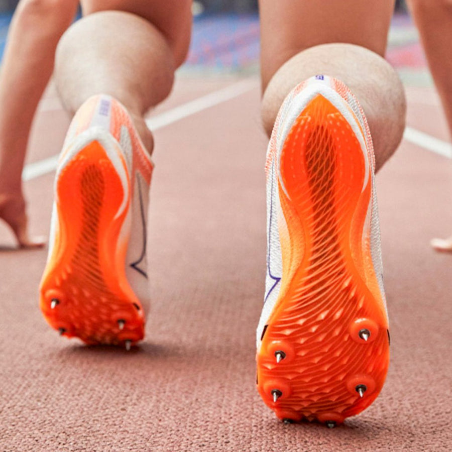 Hyper Carbon CP3 Distance Track Spikes | TrackSpikes.co