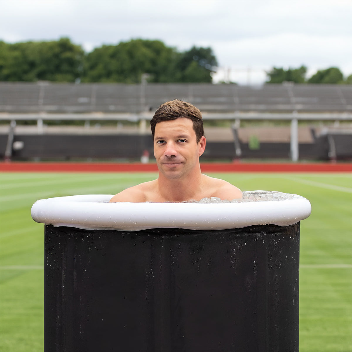 Track and Field  Recovery Ice Bath Tub